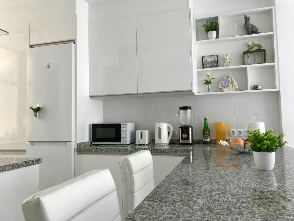 Apartamento Castillo Santa Barbara อาลิกันเต ภายนอก รูปภาพ