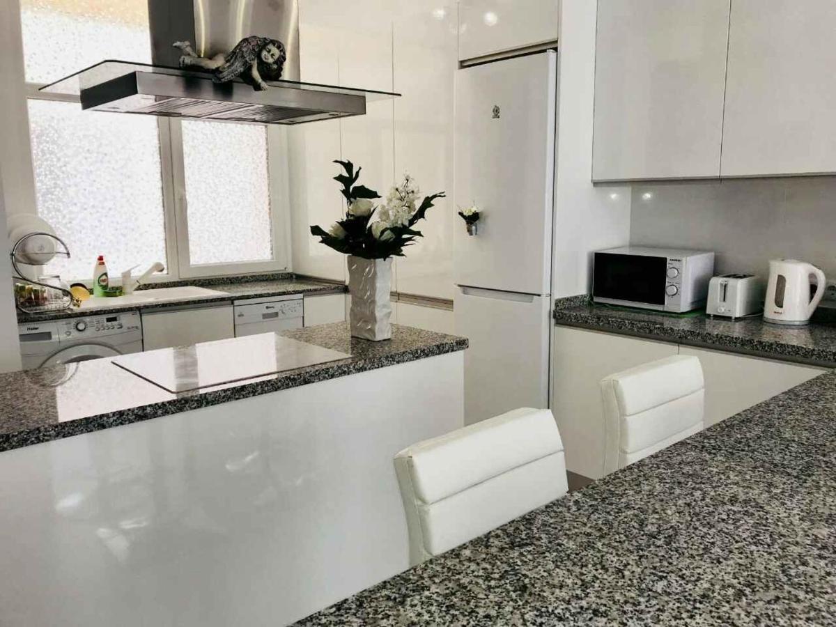 Apartamento Castillo Santa Barbara อาลิกันเต ภายนอก รูปภาพ