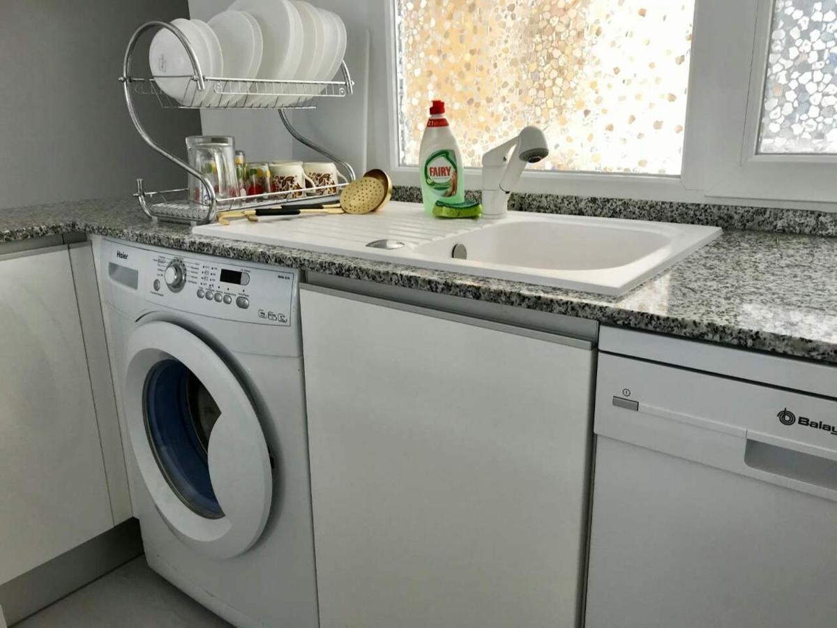 Apartamento Castillo Santa Barbara อาลิกันเต ภายนอก รูปภาพ